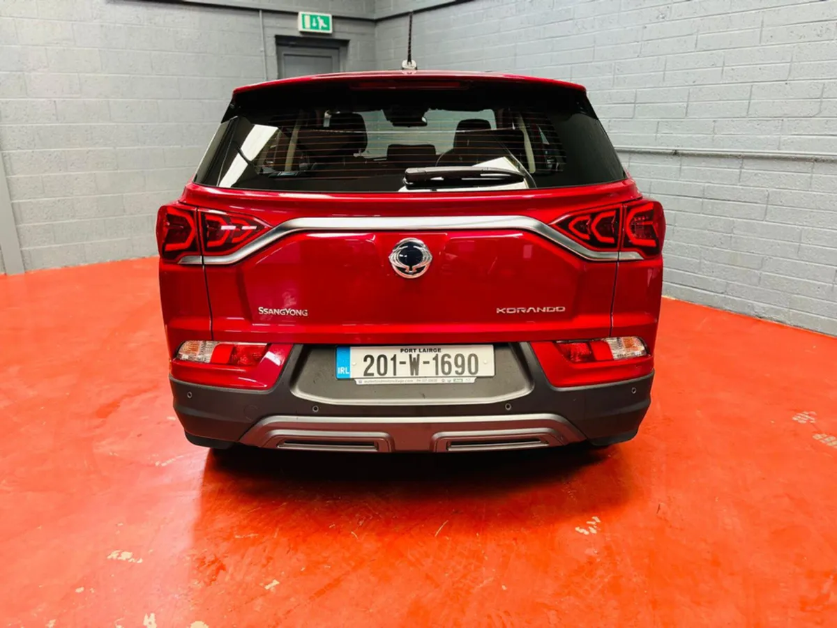SsangYong Korando ES 1.6 DSL MT 2WD 4DR 5DR - Image 4