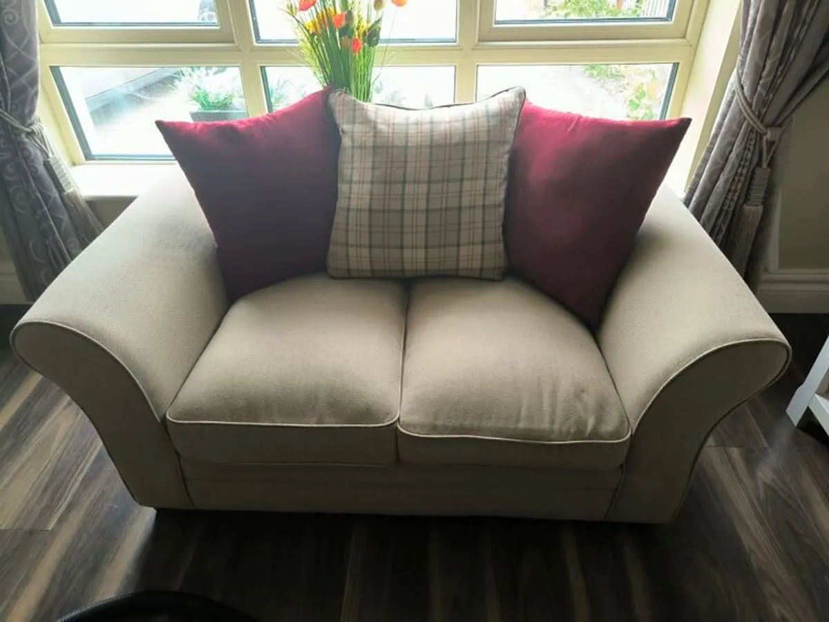 2 seater couch - Image 2