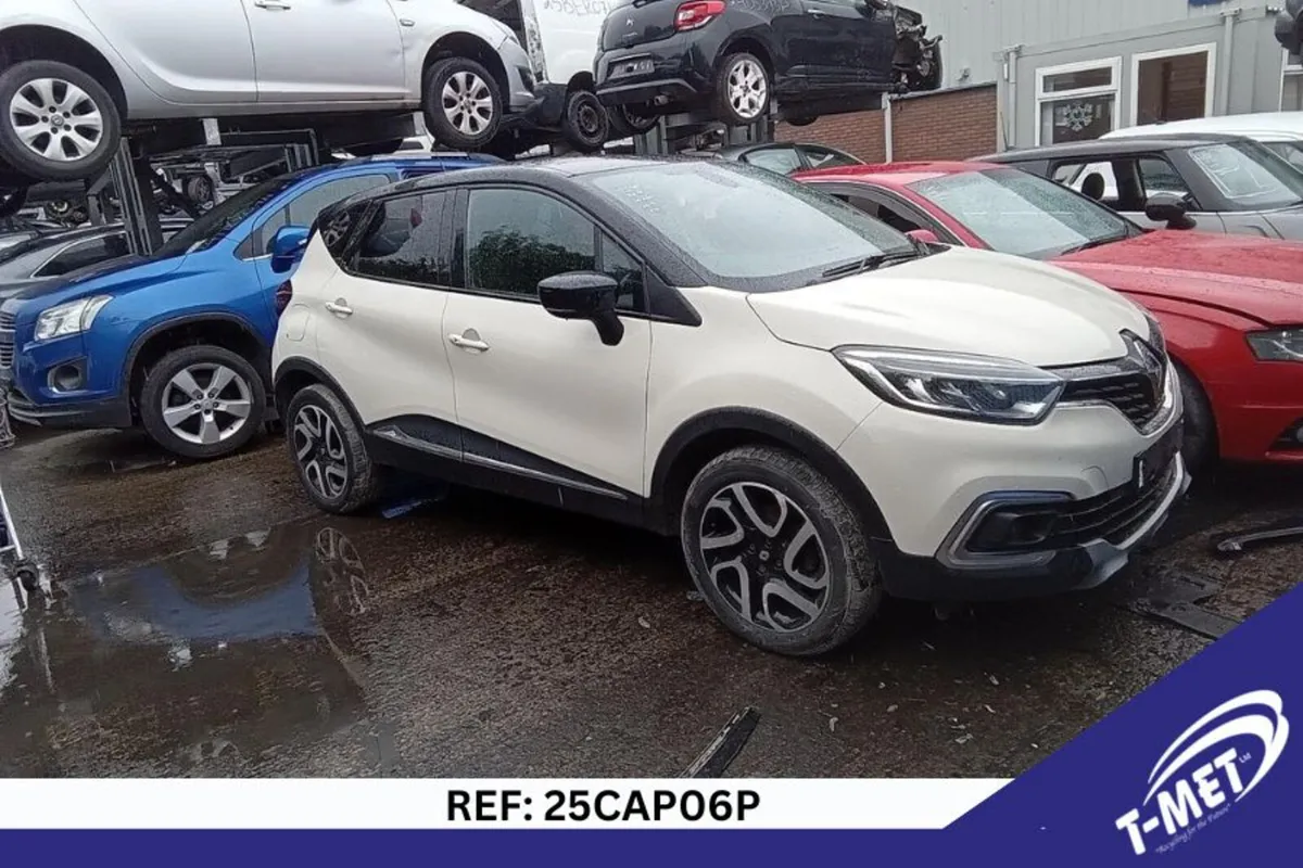 2018 RENAULT CAPTUR BREAKING FOR PARTS - Image 1