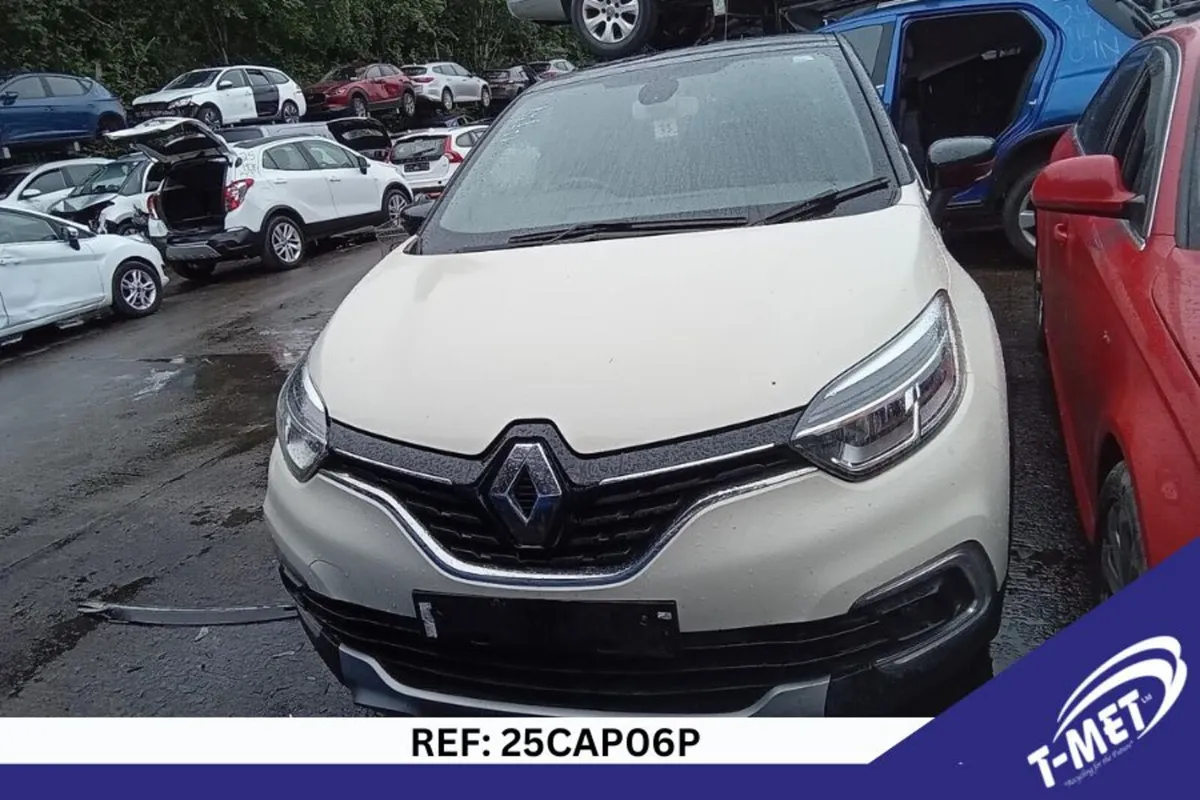 2018 RENAULT CAPTUR BREAKING FOR PARTS - Image 2