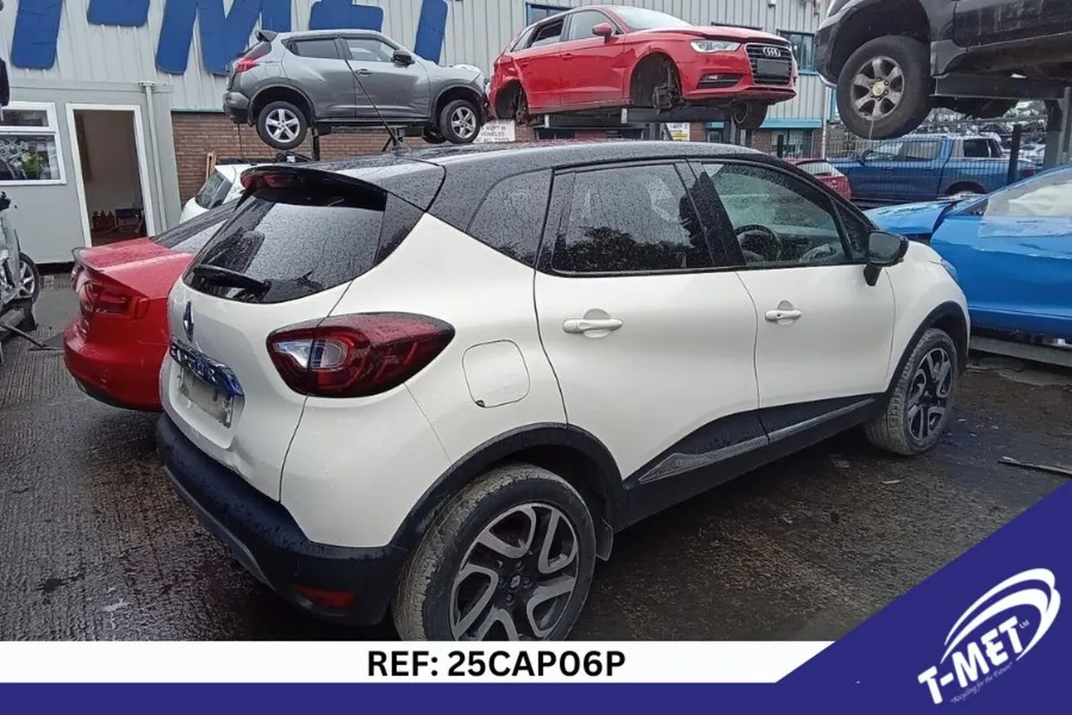 2018 RENAULT CAPTUR BREAKING FOR PARTS - Image 3