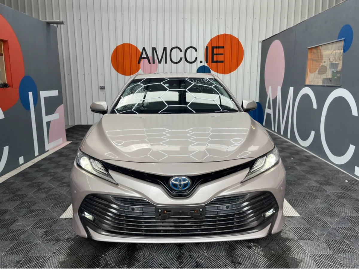 Toyota Camry ONLY €19950! TOYOTA CAMRY 2.5 HYBRID - Image 2