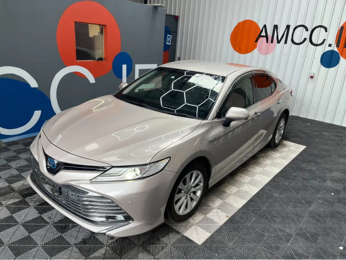 Toyota Camry ONLY €19950! TOYOTA CAMRY 2.5 HYBRID - Image 3