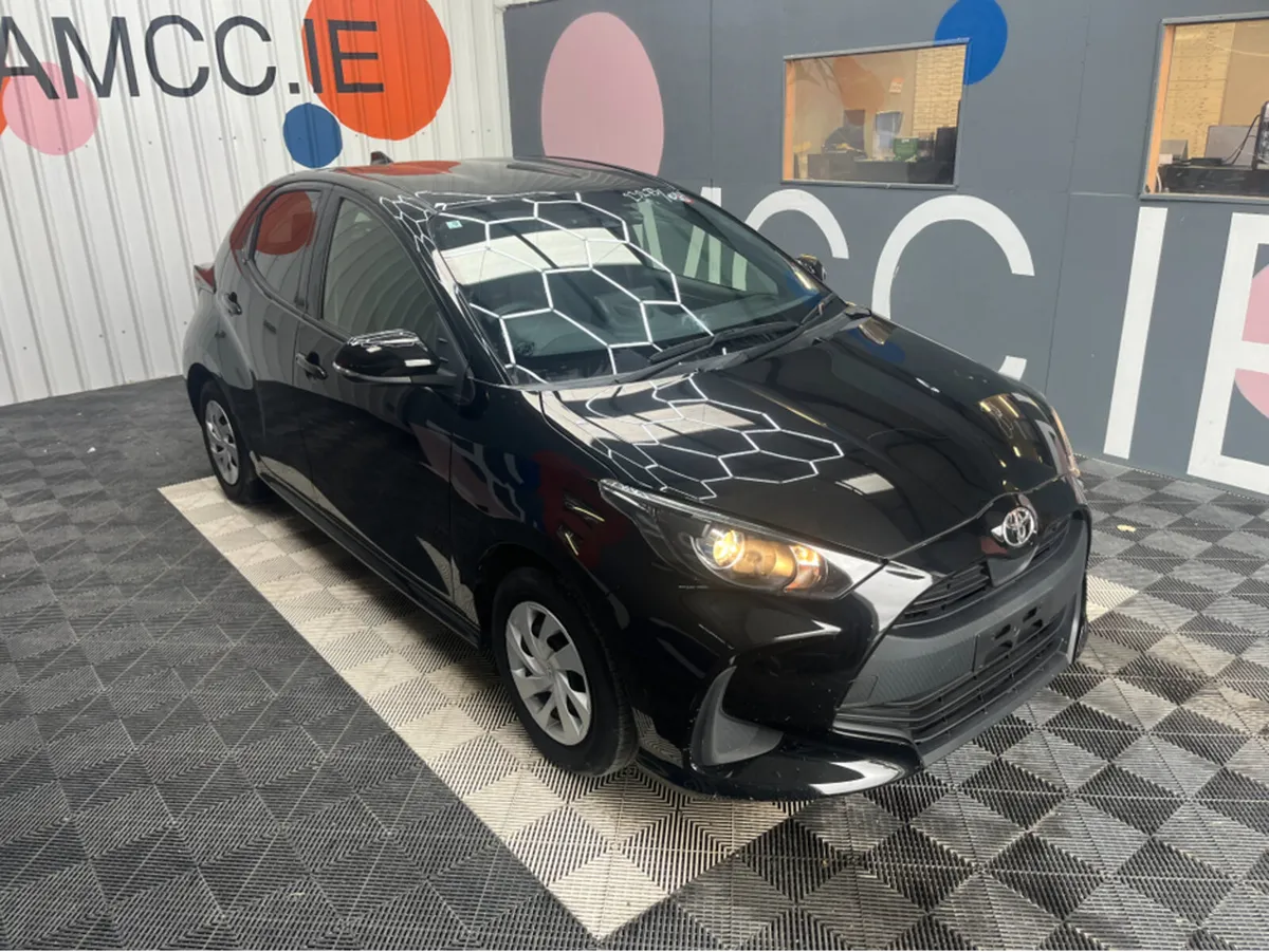 Toyota Yaris YARIS AUTOMATIC 1.0 PETROL / 34K KMS - Image 1