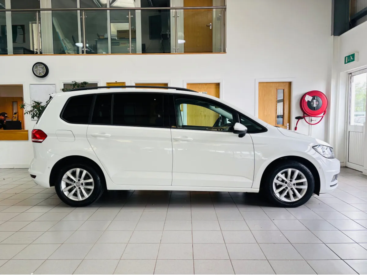 Volkswagen Touran CL BLUEMOTION 1.6 TDI MANUAL 6SP - Image 2