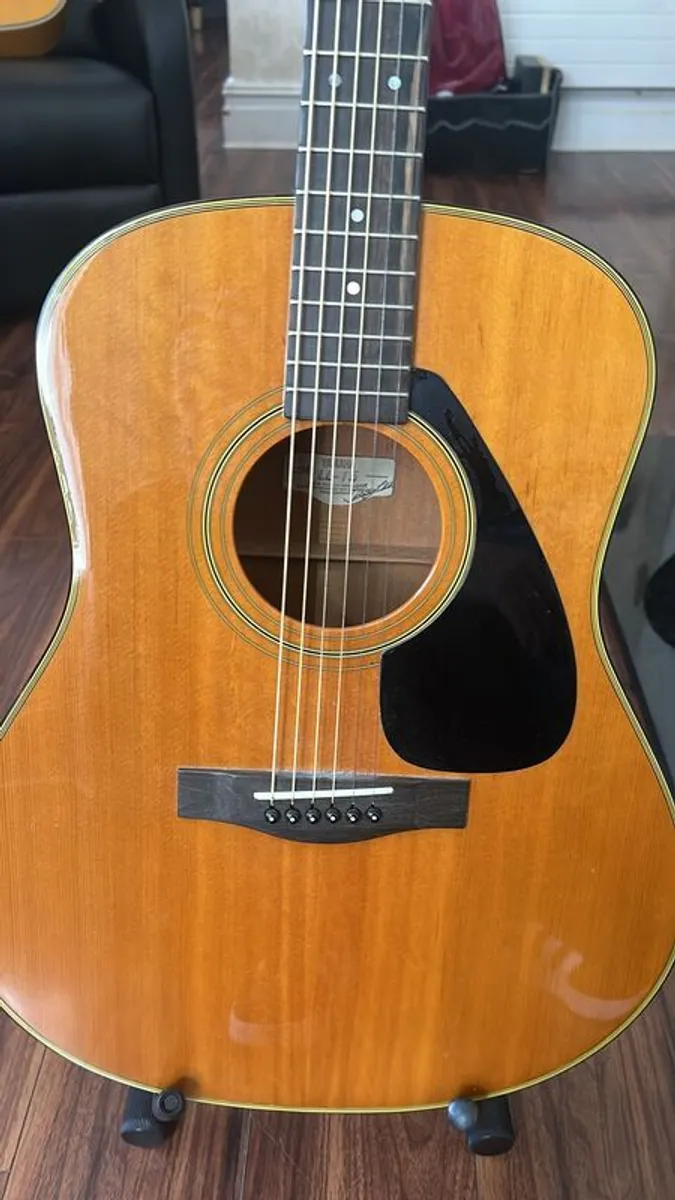 Yamaha LL-15 Guitar - Image 1