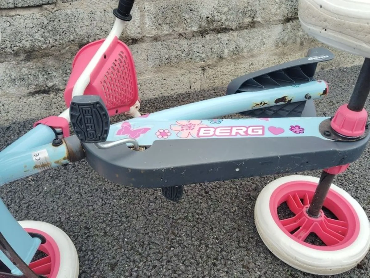 berg go kart /batman bicycle / girls bicycle / Peppa balance Bike - Image 3