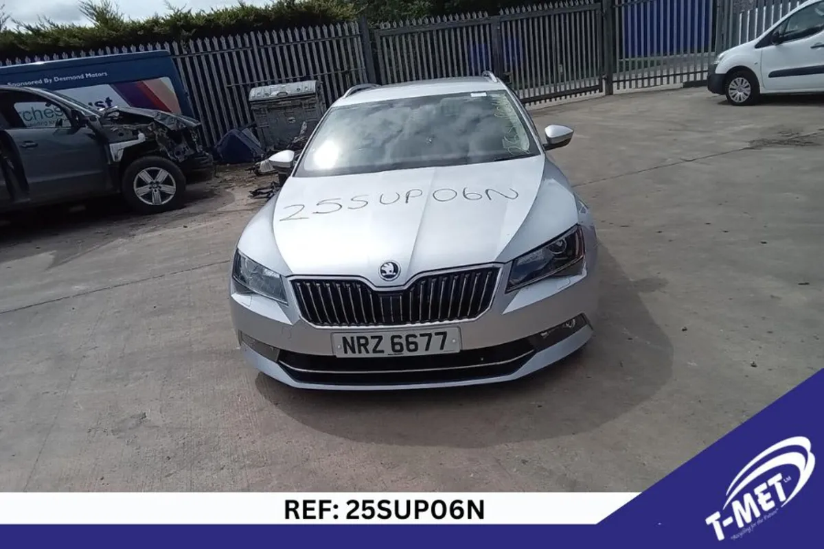 2018 SKODA SUPERB BREAKING FOR PARTS - Image 2