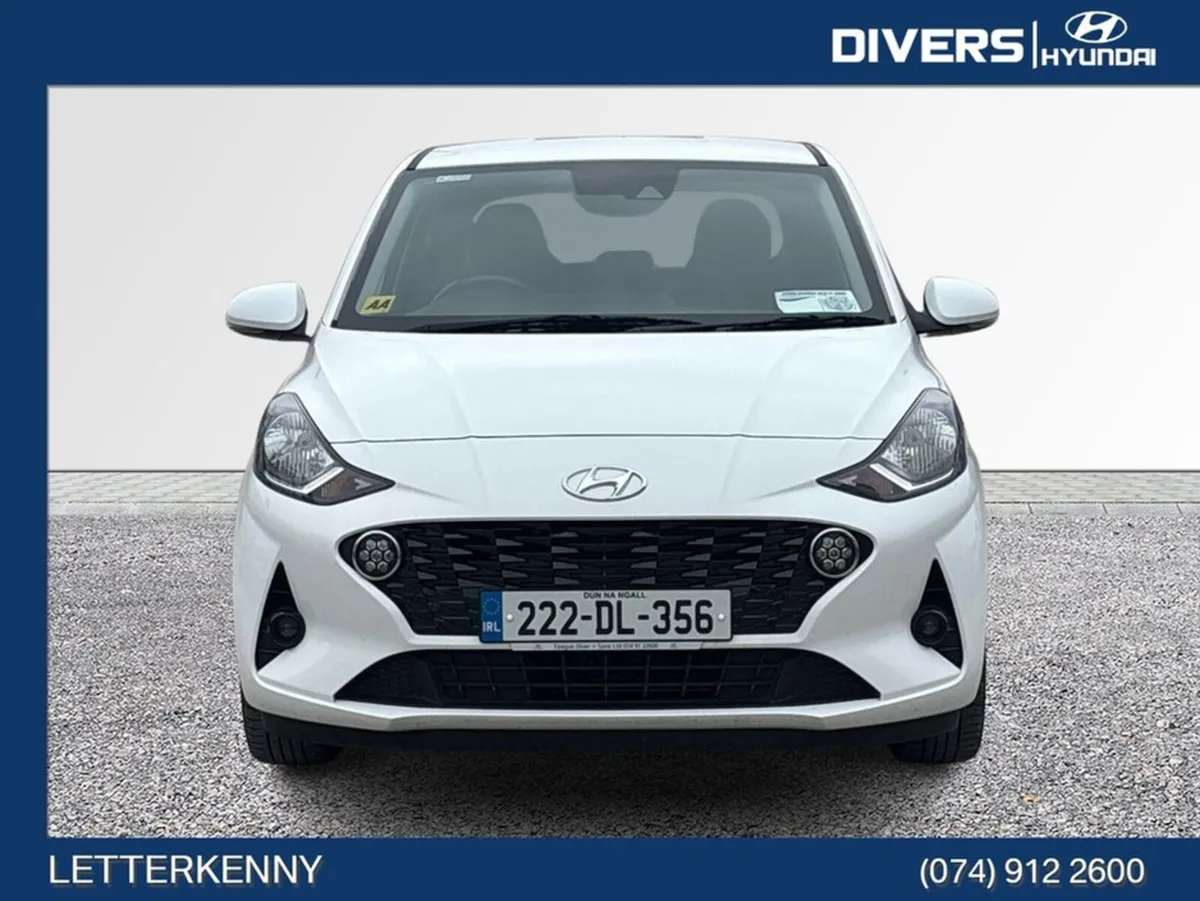 Hyundai i10 Deluxe - Image 4