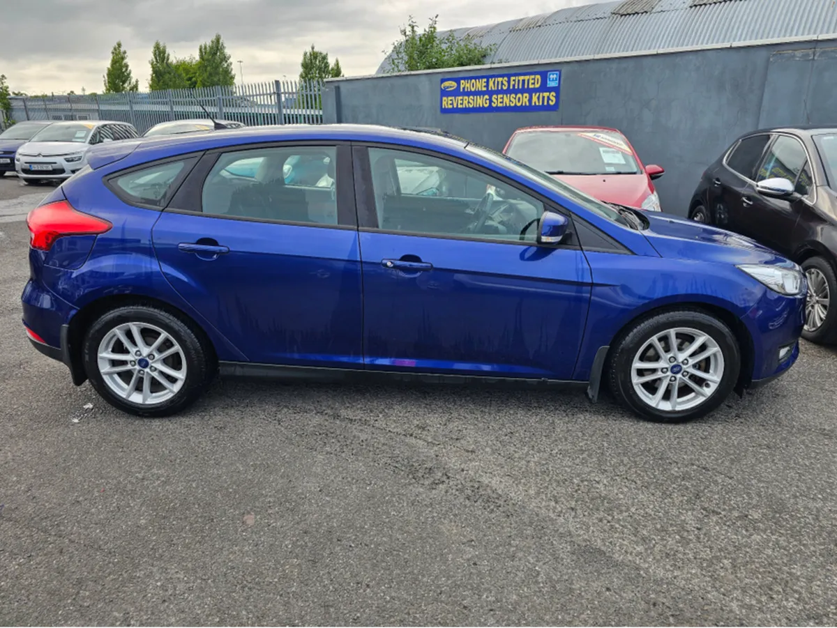 Ford Focus STYLE 1.6 TDCI - Image 4