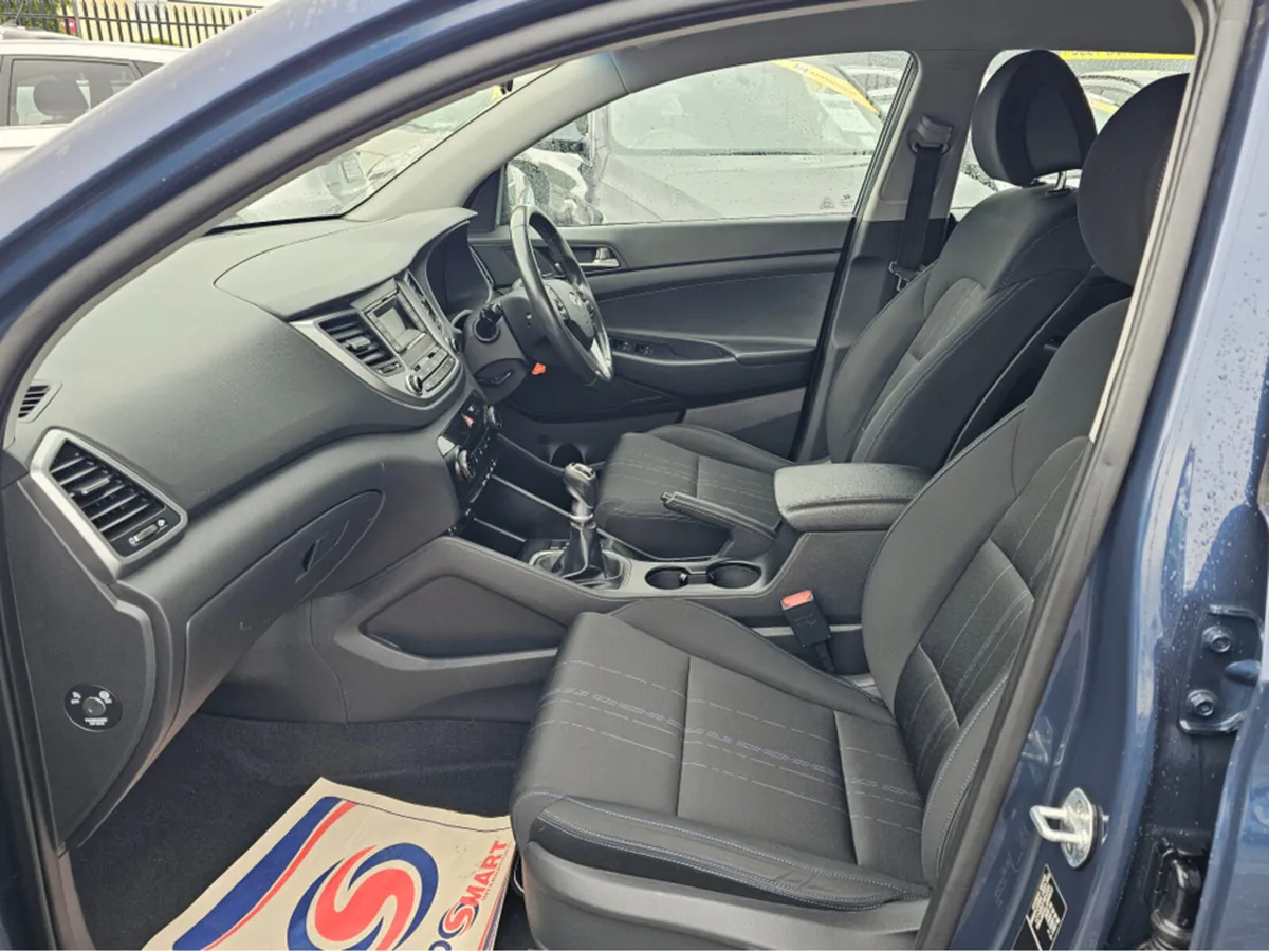 Hyundai Tucson IX35 1.7 COMFORT 5DR - Image 2