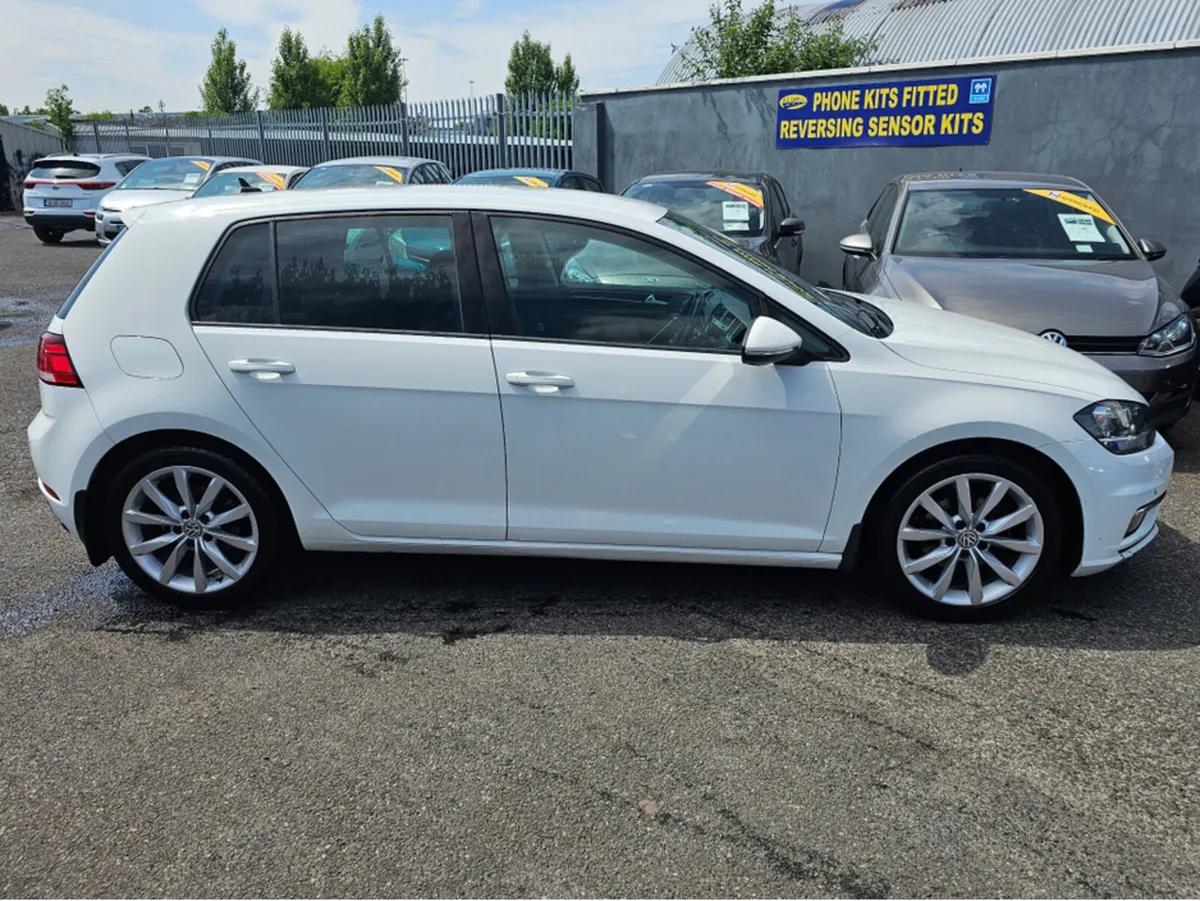 Volkswagen Golf 1.6 TDI COMFORT LINE - Image 4