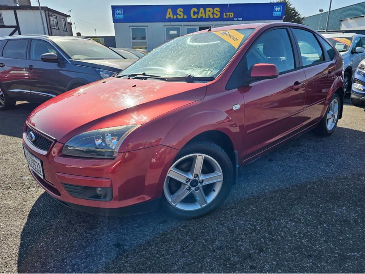 Ford Focus STYLE 1.4 80PS 5DR - Image 2