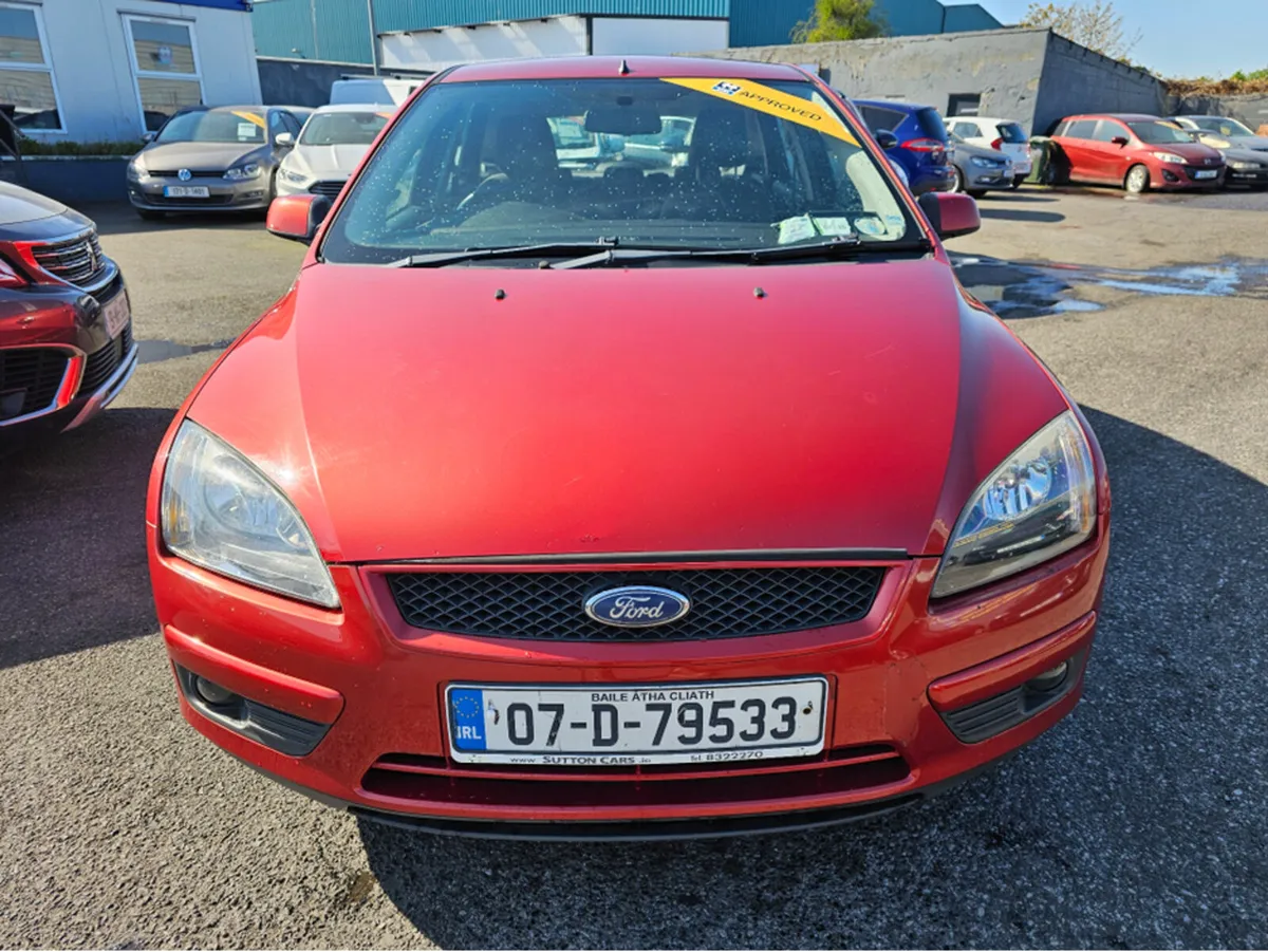 Ford Focus STYLE 1.4 80PS 5DR - Image 3