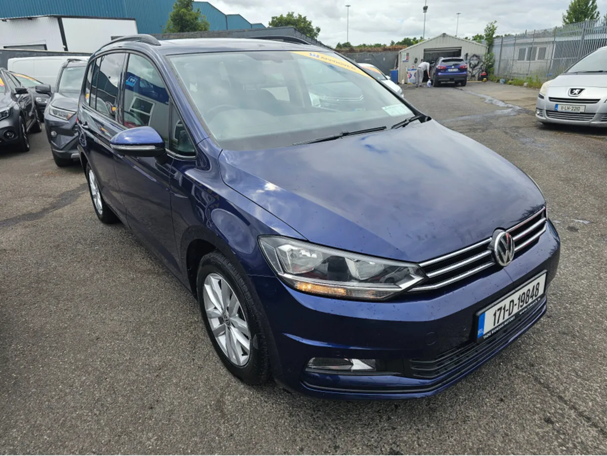 Volkswagen Touran COMFORT LINE BLUEMOTION 1.6 TDI - Image 2
