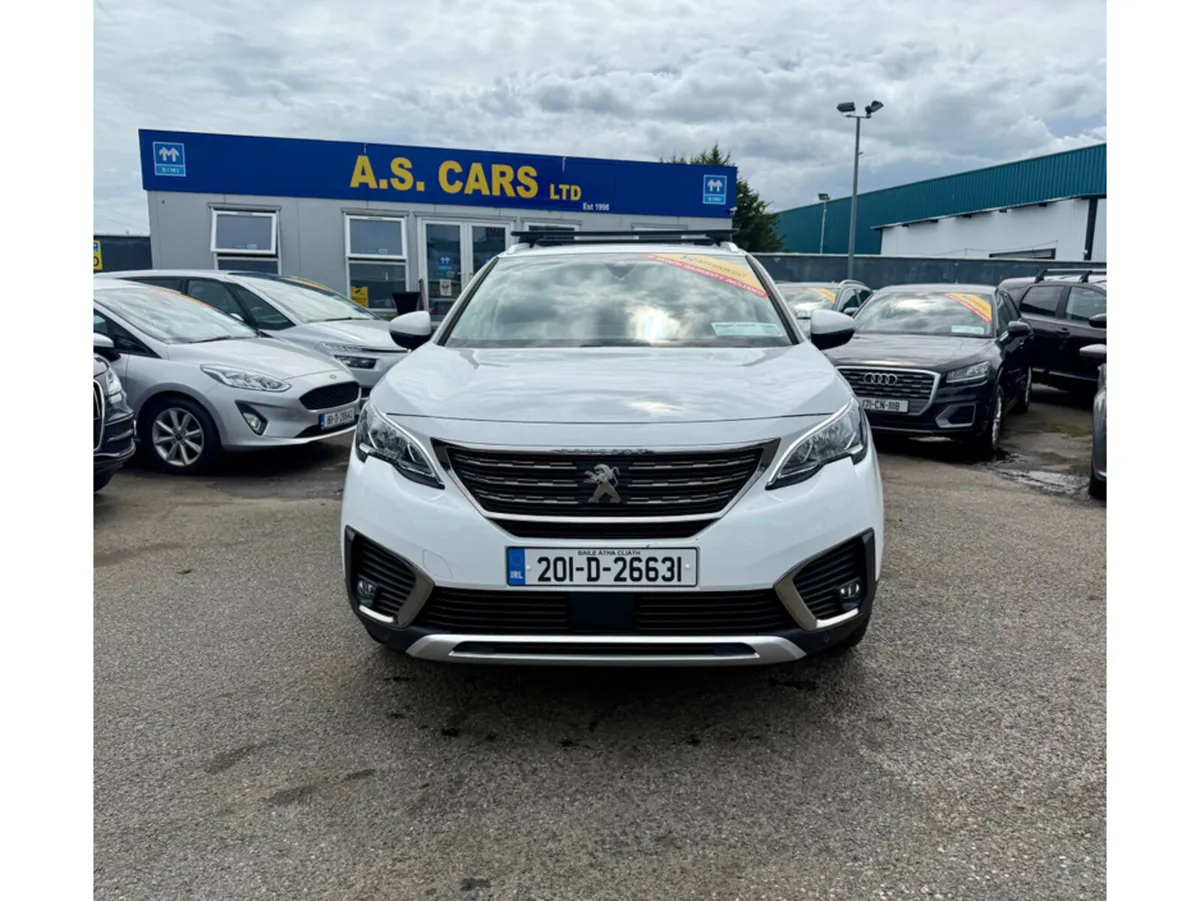 Peugeot 5008 ALLURE 1.2 ** HIGH SPEC IRISH CAR ** - Image 2