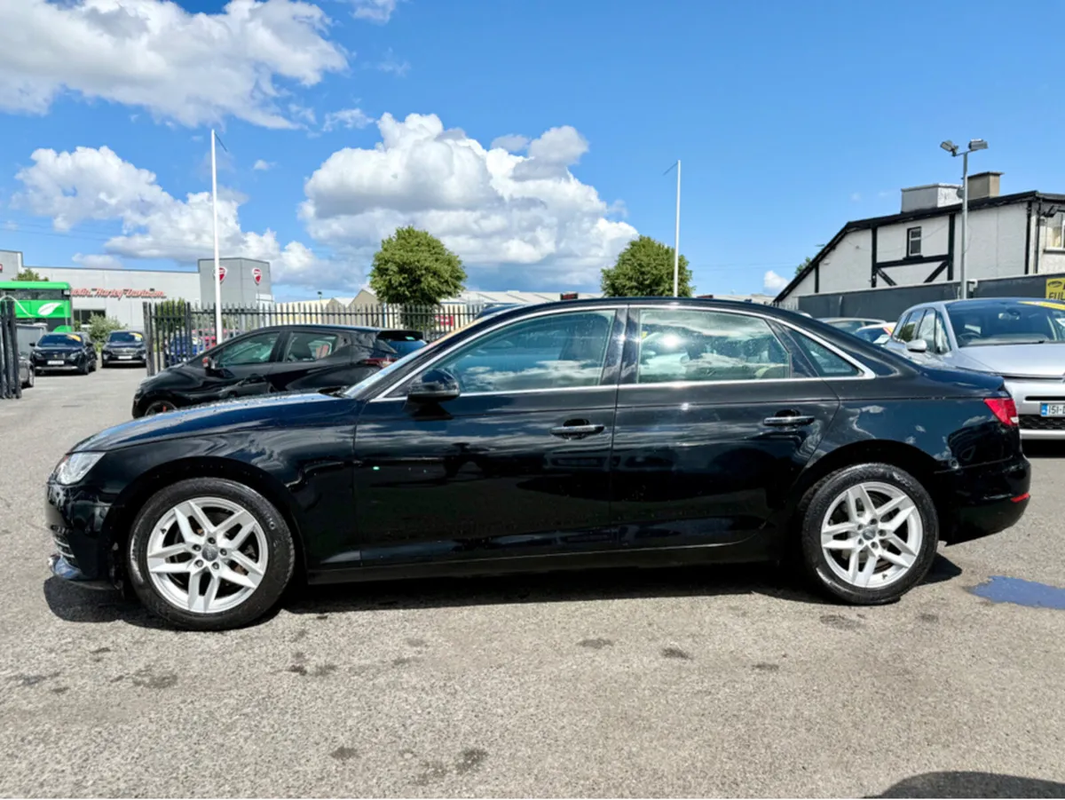 Audi A4 2.0 TDI 150 SE ULTRA ** IRISH CAR ** FULL - Image 4