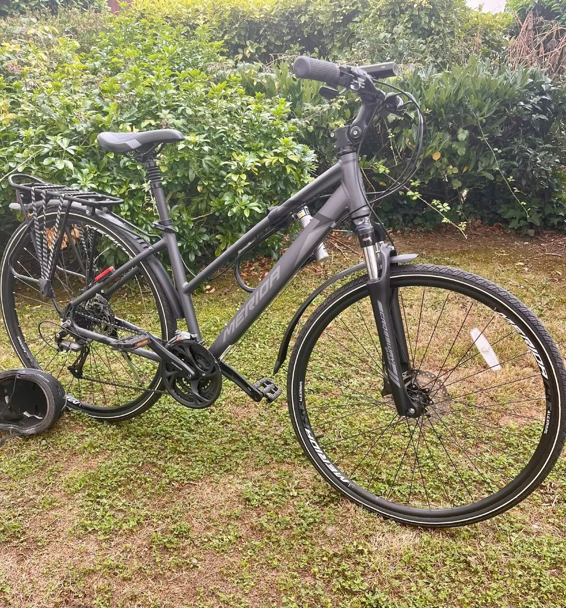 Merida Crossway 40 Lady – Full kit incl + Helmet - Image 1