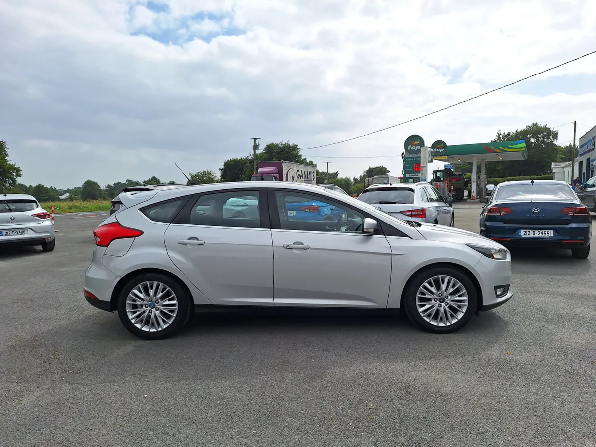 Ford Focus Zetec 1.5 Tdci - Image 2