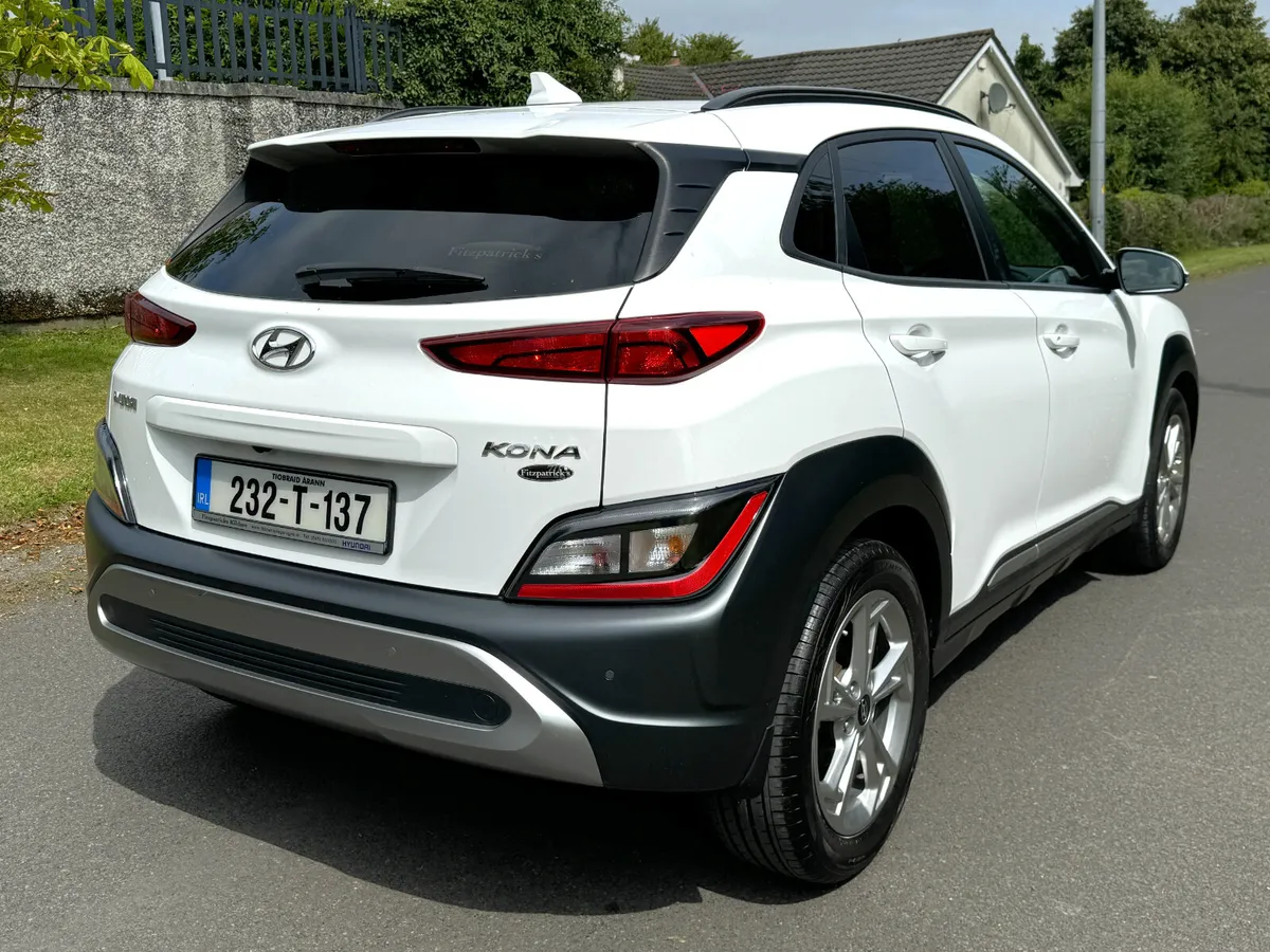 Hyundai KONA 2023 - Image 4