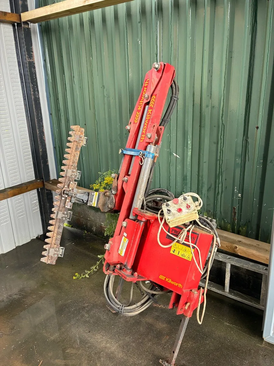 Small hedge cutter kilworth - Image 1