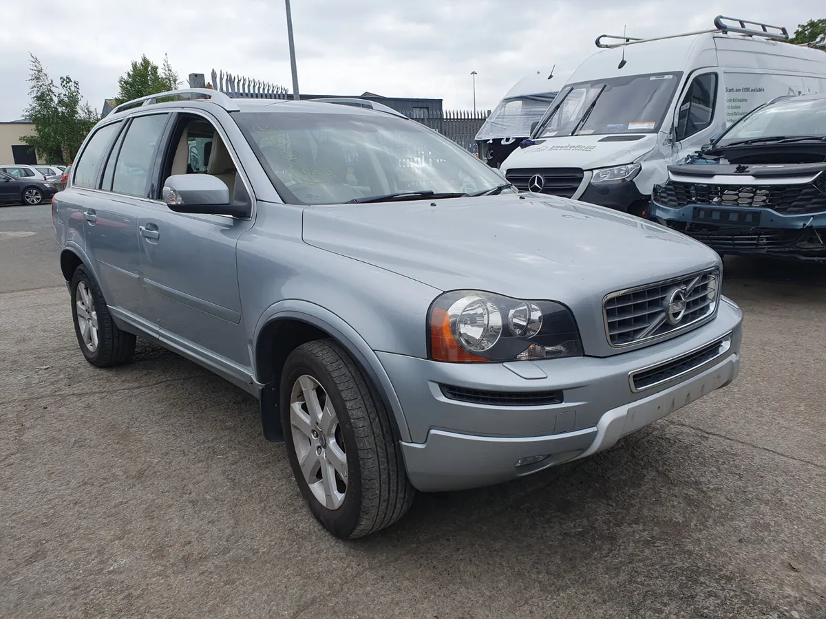 13 VOLVO XC90 2.4 D (D5244T18) AUTO FOR BREAKING - Image 1