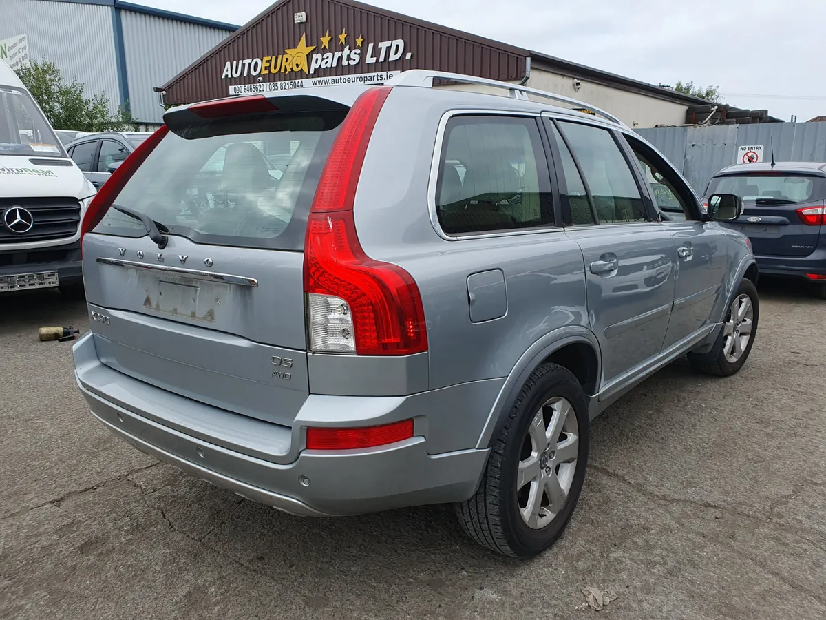 13 VOLVO XC90 2.4 D (D5244T18) AUTO FOR BREAKING - Image 4