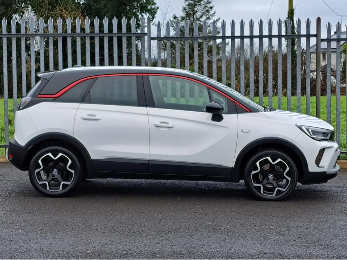 Opel Crossland SRI 1.2 TURBO 130BHP AUTOMATIC - Image 2