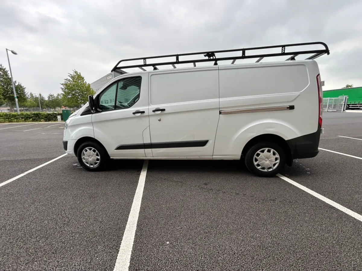 Ford Transit Custom 290 LWB  2.0 ** IRISH VAN ** H - Image 4