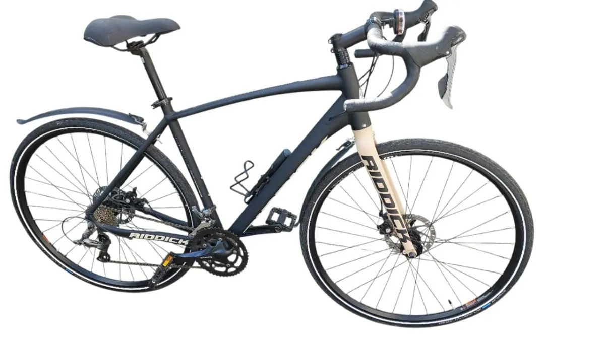 Riddick Gravel Bike Disc Brakes Mint Condition - Image 2