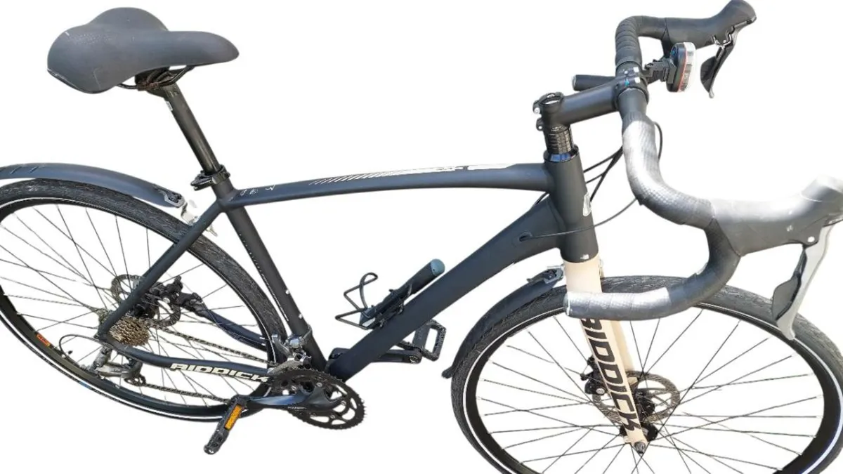 Riddick Gravel Bike Disc Brakes Mint Condition - Image 3