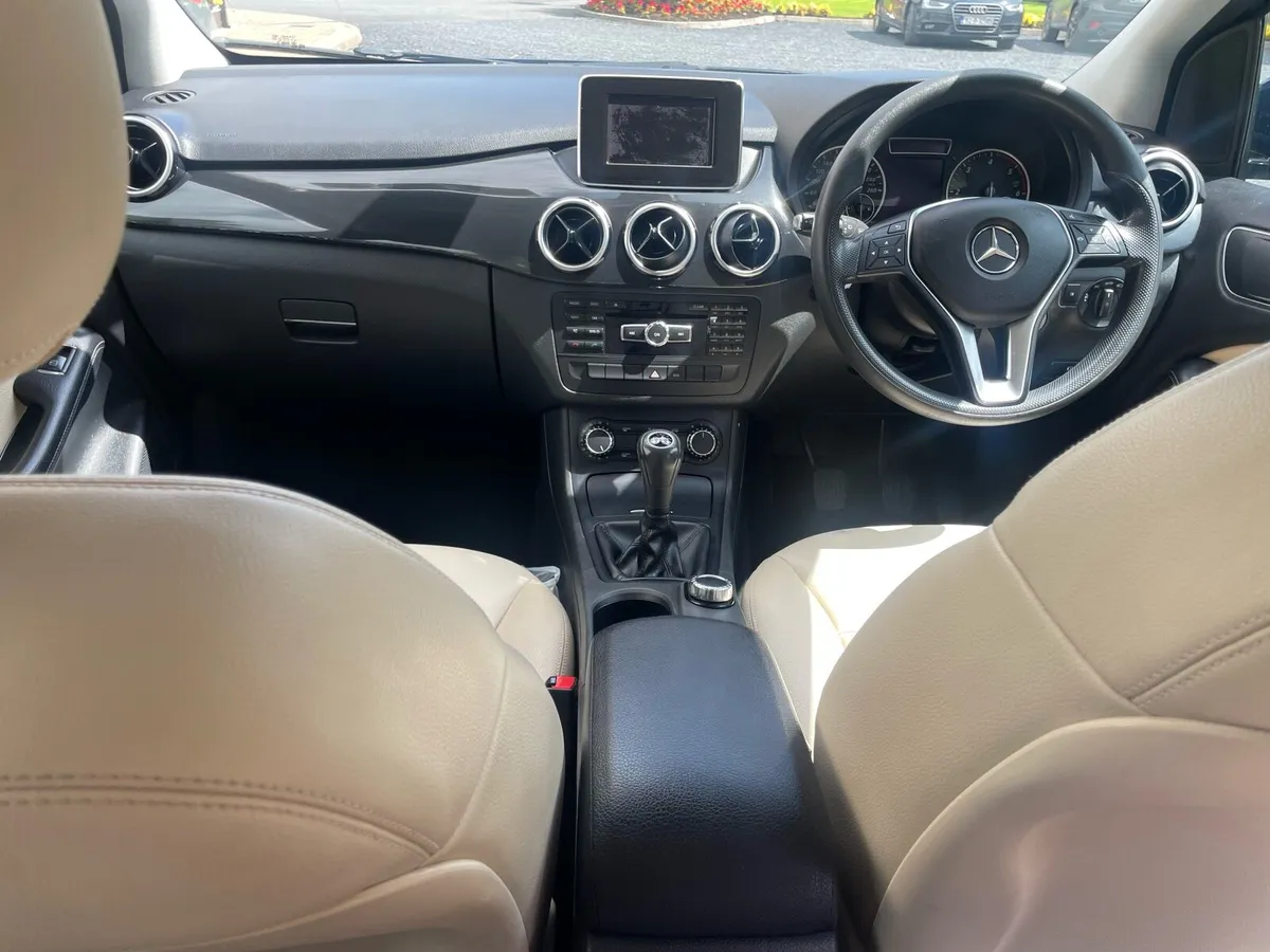 2012 Mercedes B 180 Low kms - Image 2