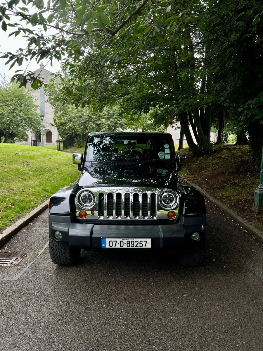 Jeep Wrangler Sahara - Image 4