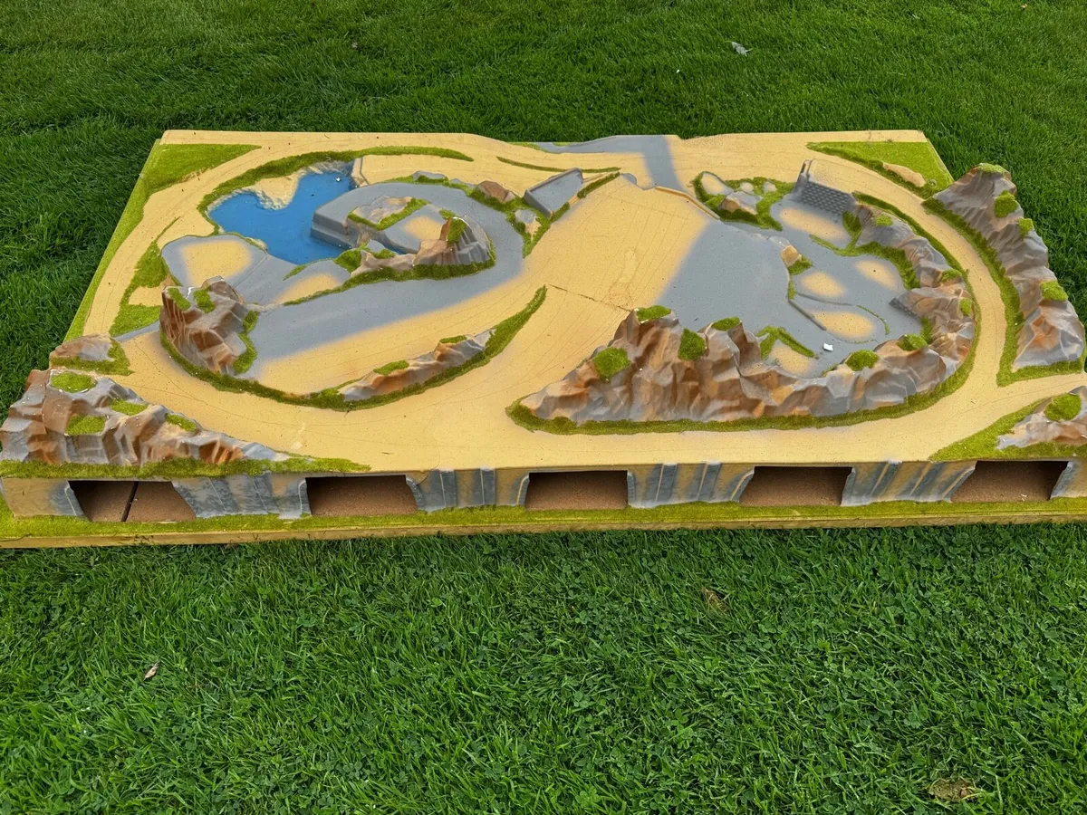 Model railway layout - Image 2