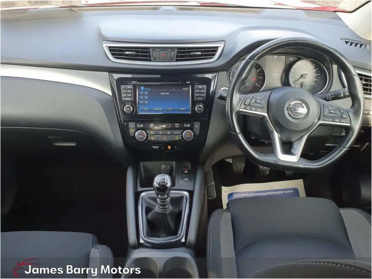 Nissan QASHQAI 1.2 PET SV Premium // - Image 3