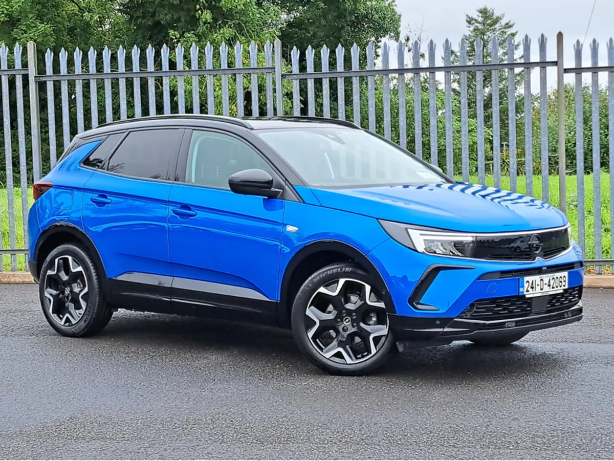 Opel Grandland GS 1.2T 130BHP **TOP SPEC** - Image 2