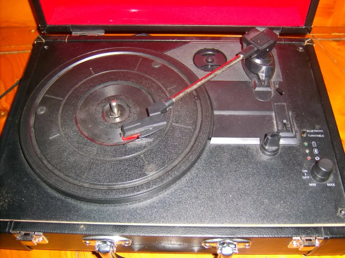 turntable - Image 2