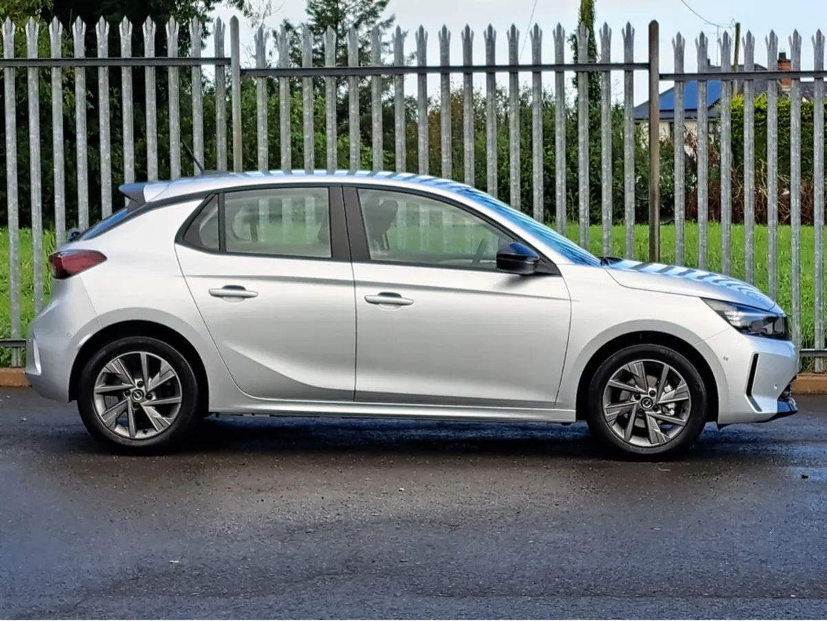 Opel Corsa ELEGANCE 1.2 75BHP **REVERSING CAMERA** - Image 3