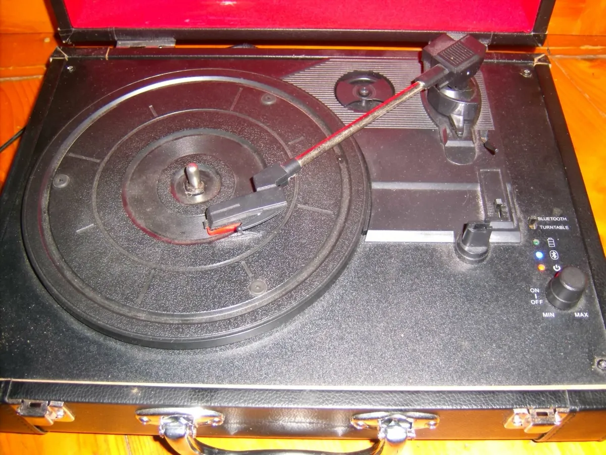 turntable - Image 3
