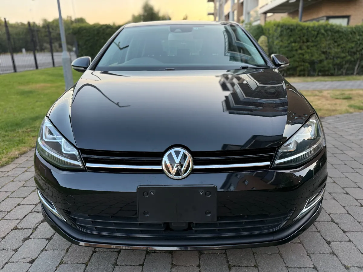2016 Volkswagen Golf 1.2 TSI - Image 2