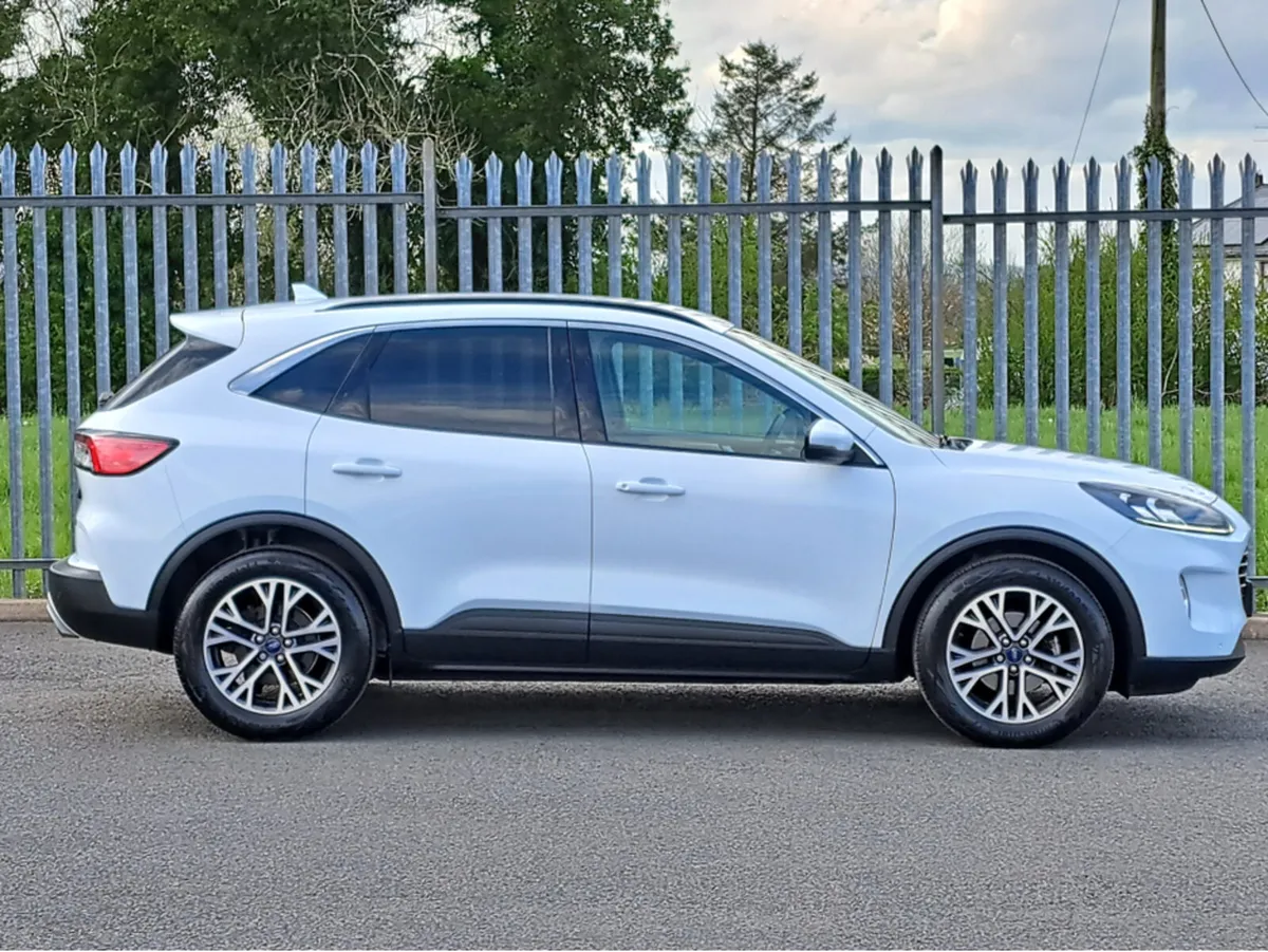 Ford Kuga TITANIUM 1.5TD 120BHP **HALF LEATHER*REV - Image 2
