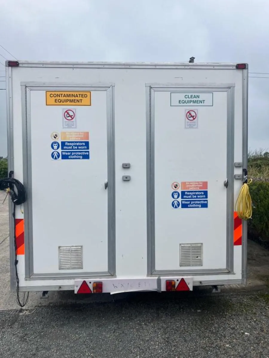 Twin Axle Welfare Unit **Online Auction** - Image 4
