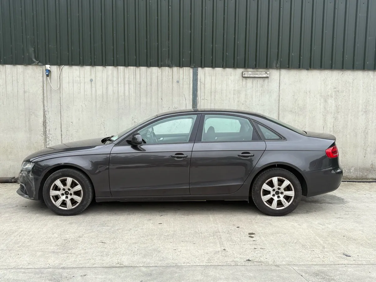 2009 Audi A4 parts - Image 2