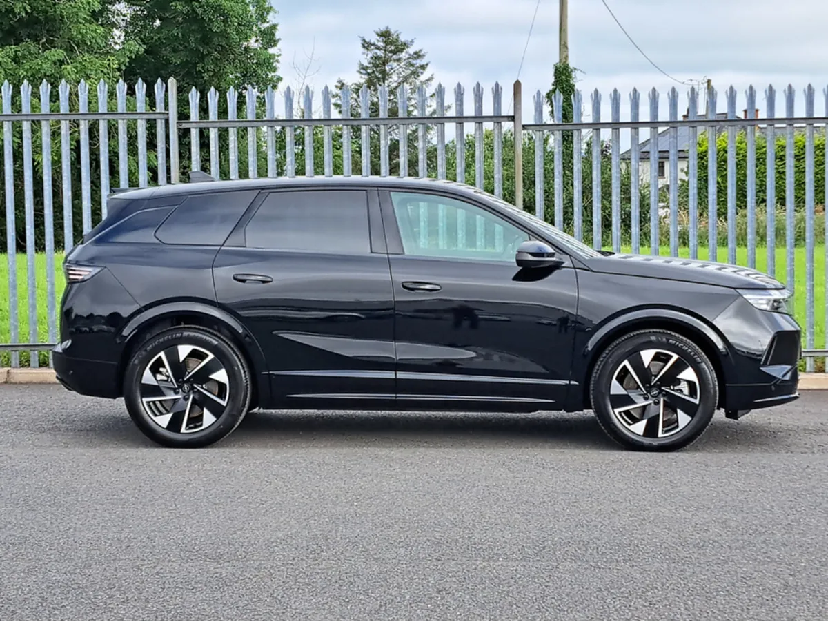 Opel Grandland GS 213BHP 73KWH FULLY ELECTRIC **TO - Image 4