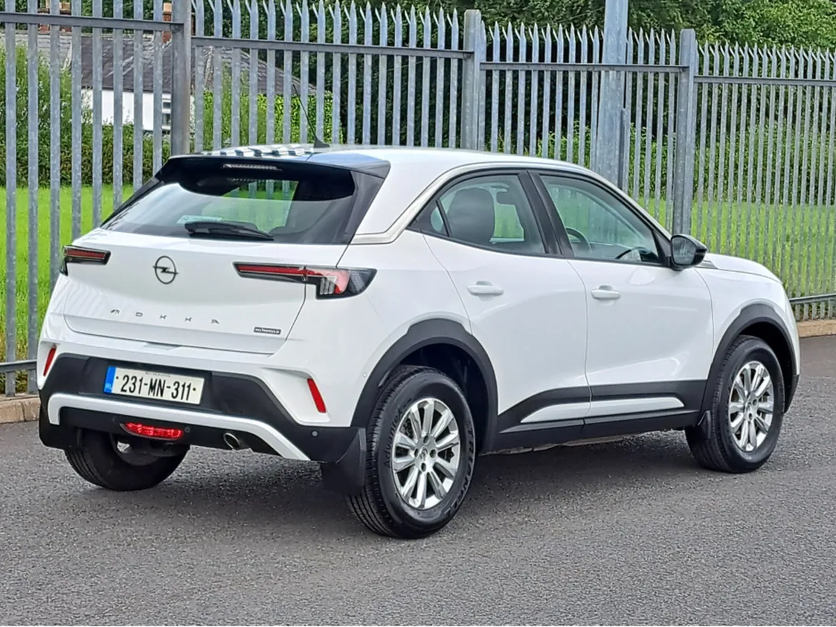 Opel Mokka SC 1.5TD 110BHP **REVERSING CAMERA** - Image 4