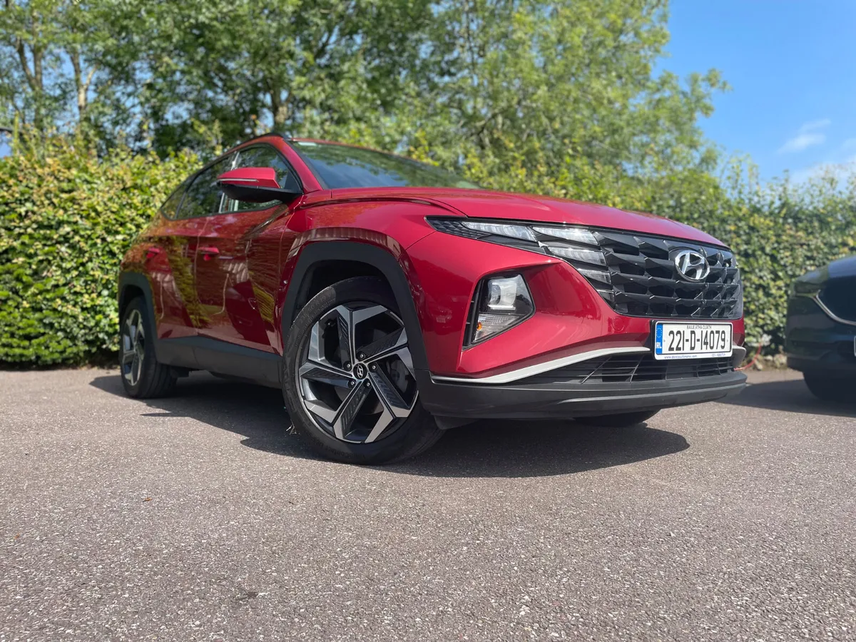 22 TUCSON EXEC PLUG-IN 4WD AUTO | 1 OWNER - Image 3