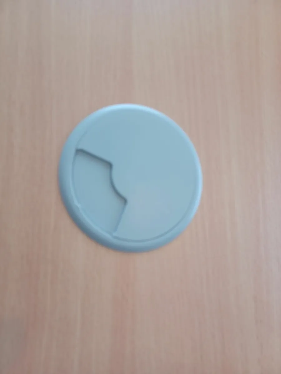 Office Desk - Image 3