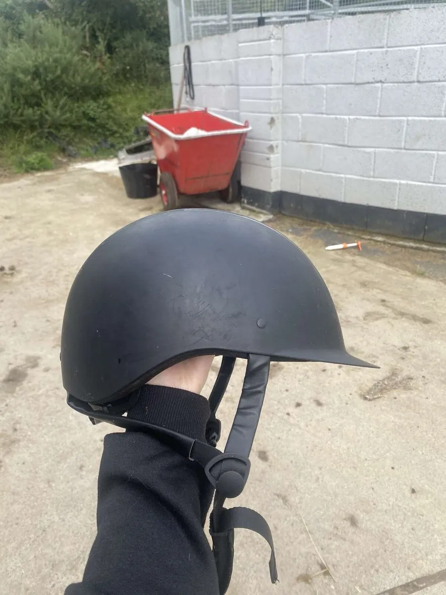 PE helmet - Image 4