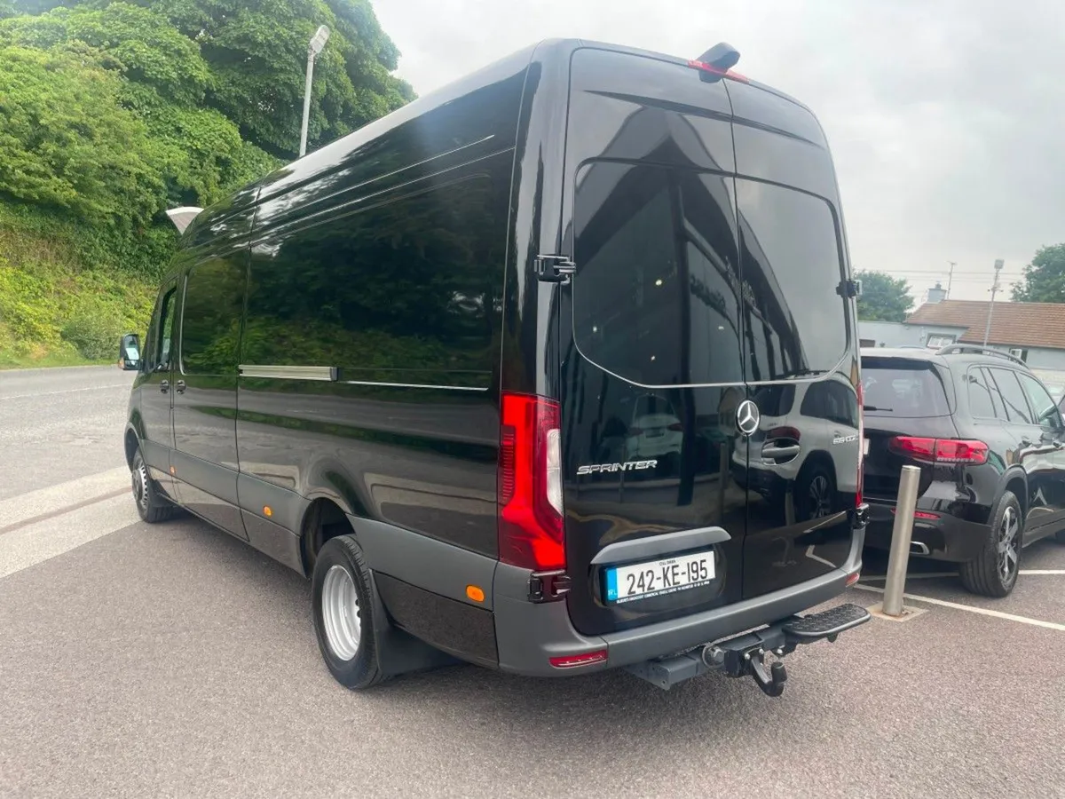 Mercedes-Benz Sprinter 190BHP 9GT Automatic 3500K - Image 2