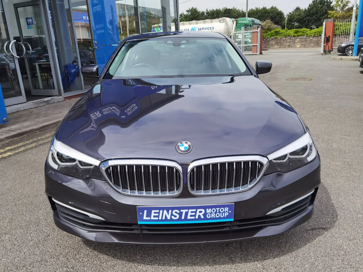BMW 5 SERIES 530E SE PETROL PLUG-IN HYBRID - Image 2